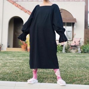 323 Selena black linen dress